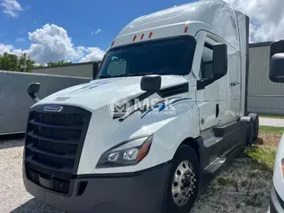 2023 FREIGHTLINER Cascadia 126