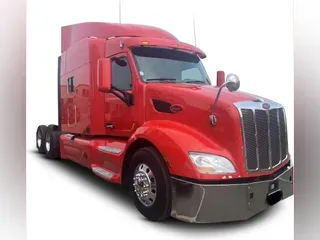 2017 Peterbilt 579