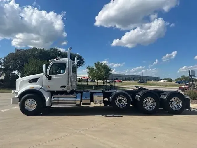 2020 Peterbilt 567