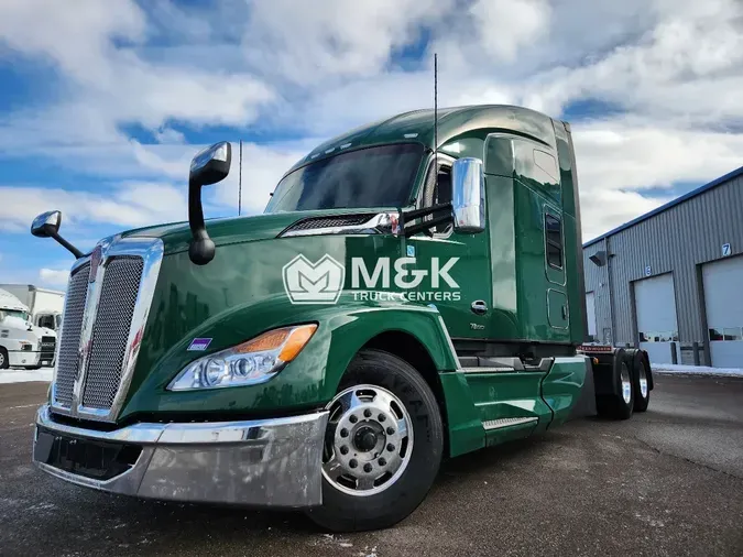 2025 KENWORTH T680f87f470db5b6ccccb80716ee0033fcba