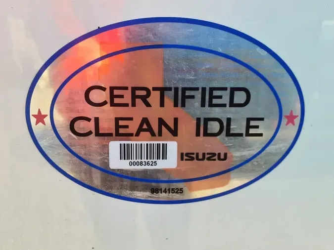 2018 ISUZU NPR HD
