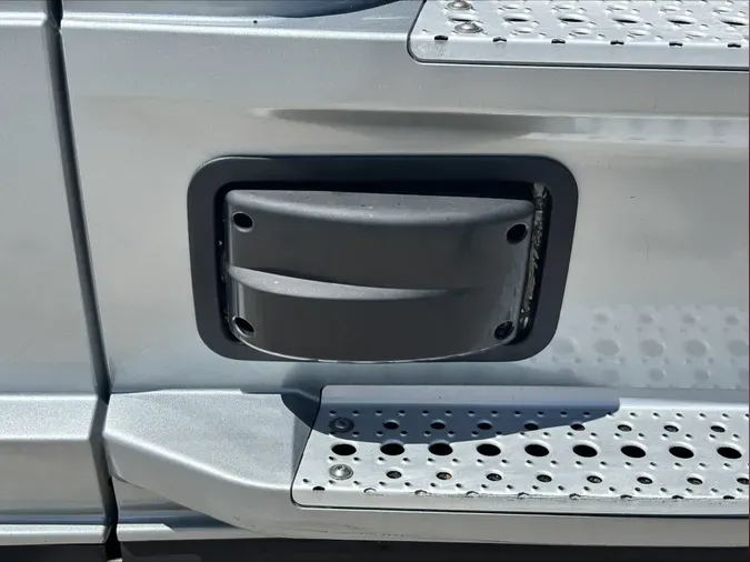 2023 Freightliner Cascadia 126