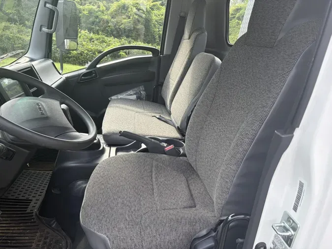 2024 Isuzu NPR-HD