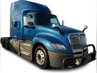 2021 International LT625