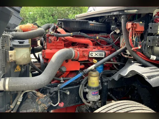 2022 INT LT625 6x4