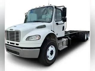 2020 Freightliner Business Class M2 106