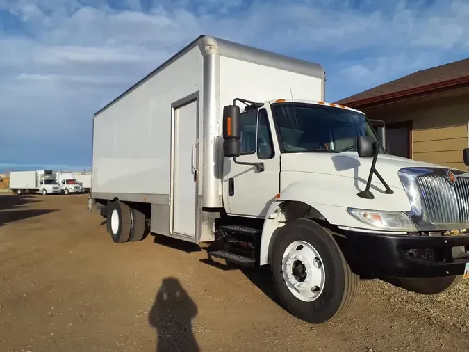 2018 NAVISTAR INTERNATIONAL 4300 LP