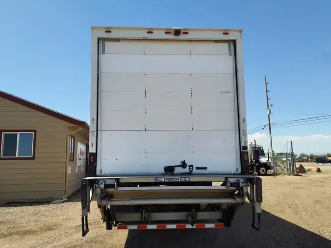 2019 FREIGHTLINER M2 106