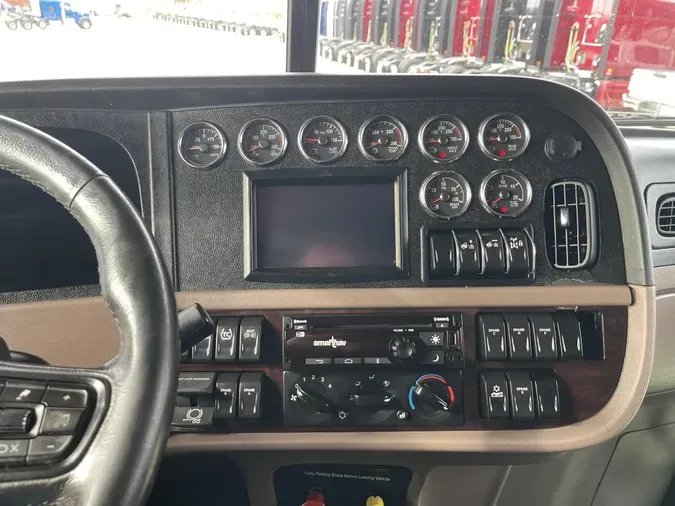 2022 Peterbilt 389f88afab7f5a85400ff705e474abccf48