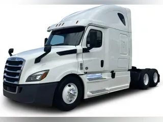 2020 Freightliner Cascadia