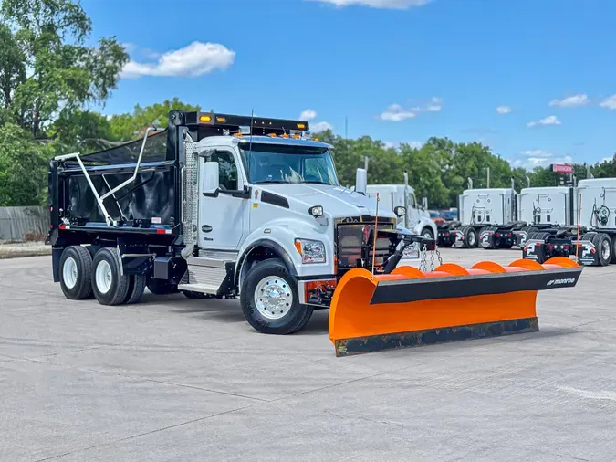2025 KENWORTH T880S
