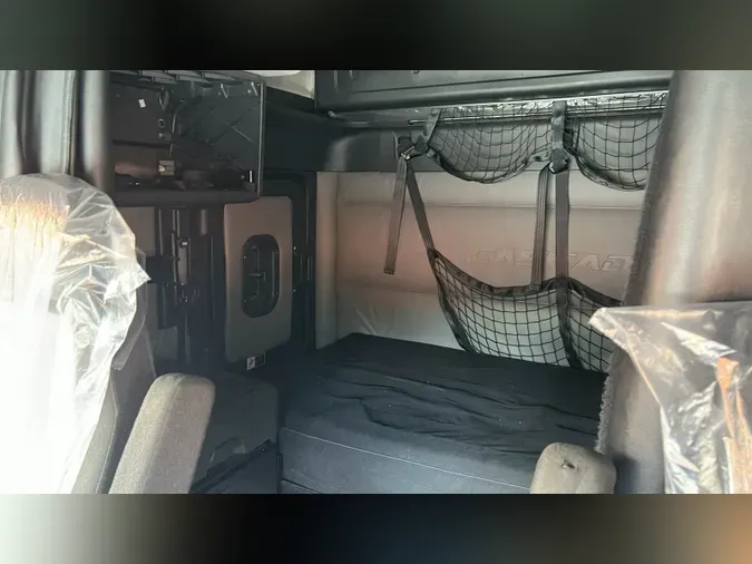 2022 Freightliner Cascadia