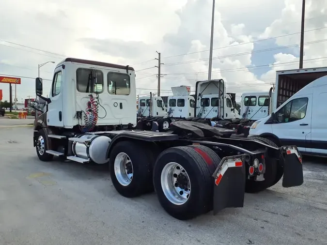2020 FREIGHTLINER/MERCEDES NEW CASCADIA PX12664f890f9dcf41d281a19044f1020e4c6a6