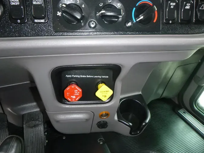 2020 Peterbilt 389