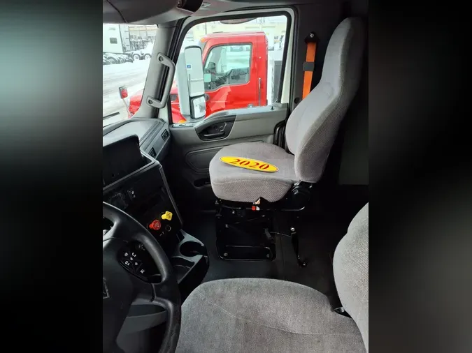 2020 NAVISTAR INTERNATIONAL LT625 SLPR CAB