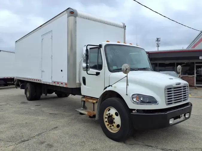 2019 FREIGHTLINER M2 106