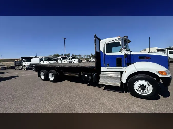 2015 Peterbilt 348f8a188bd39ba1dd7e36d97699c0cde17