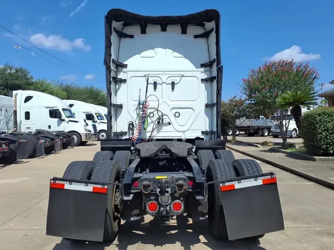 2023 FREIGHTLINER/MERCEDES NEW CASCADIA PX12664f8a4f4fa5dc5447e9d0f85b7c6457bfa