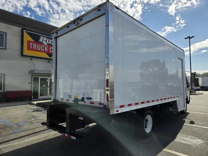 2018 Hino 195