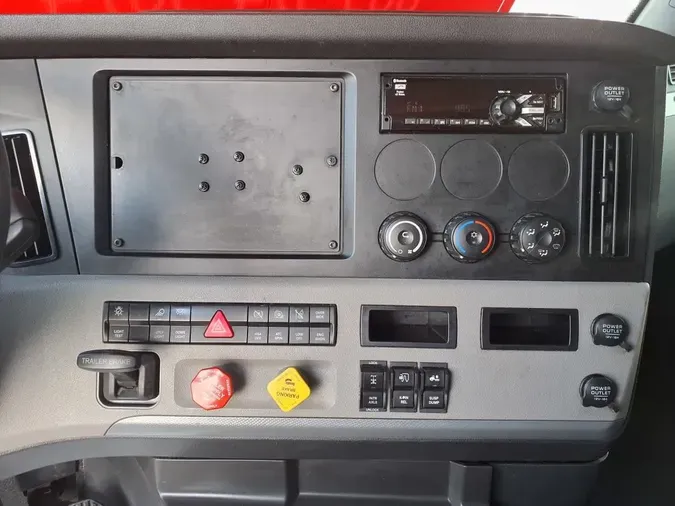 2019 FREIGHTLINER NEW CASCADIA PX12664
