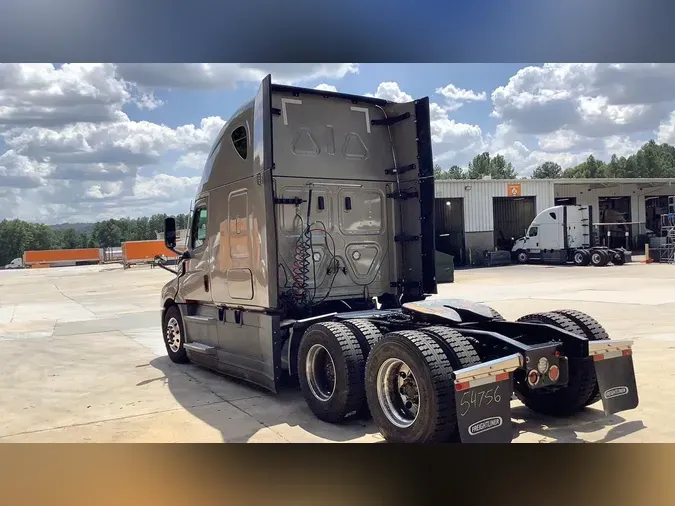 2023 Freightliner Cascadia