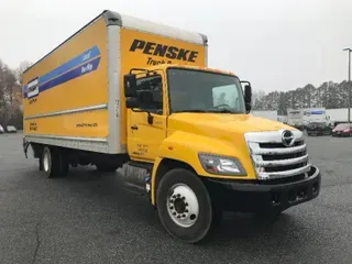 2017 HINO TRUCK 268