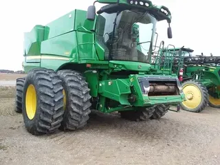 2015 John Deere S680