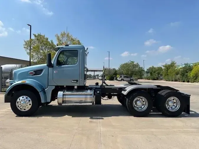 2022 Peterbilt 567