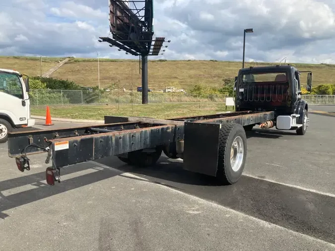 2018 FREIGHTLINER/MERCEDES M2 106