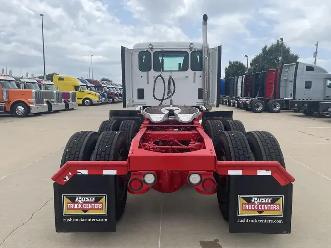 2022 Peterbilt 567