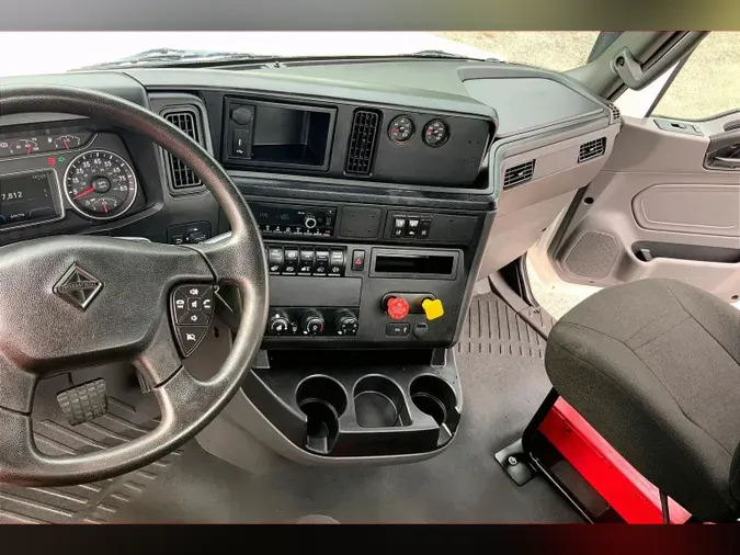 2022 INT LT625 6x4