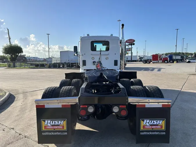 2021 Peterbilt 567