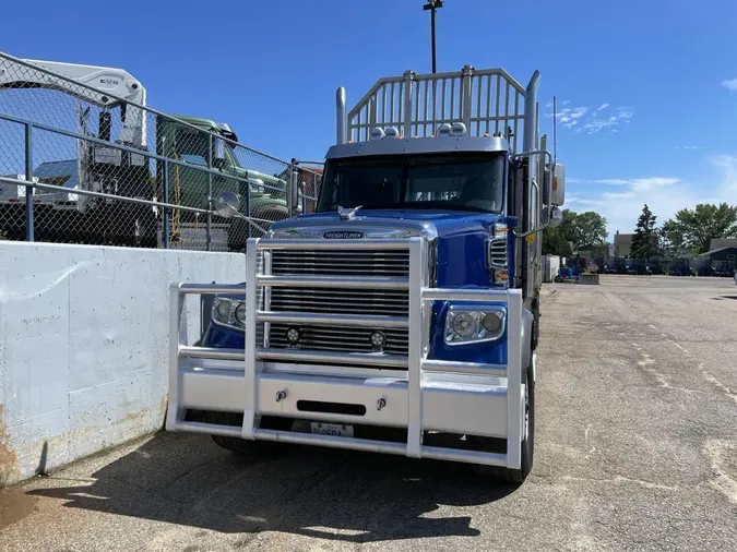 2019 Freightliner 122SD