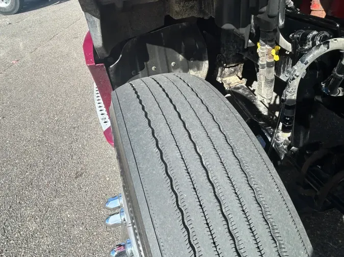 2022 Kenworth T680f8d5cdf1317b3af4046500856b80b22c