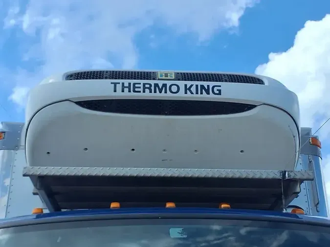2018 FREIGHTLINER M2 106