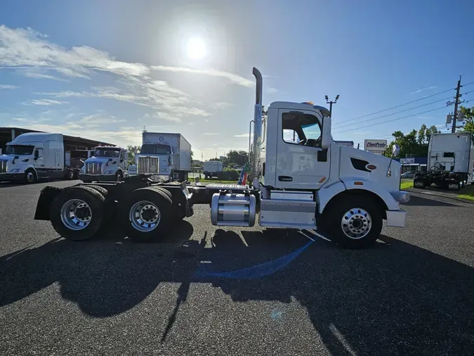 2017 Peterbilt 567