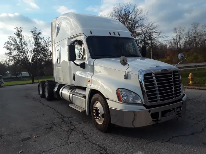 2020 FREIGHTLINER/MERCEDES CASCADIA 125