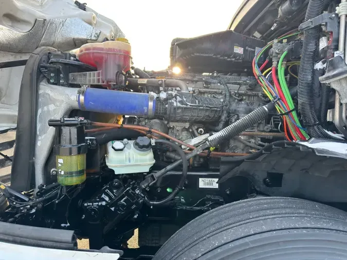 2022 FREIGHTLINER Cascadia 126f8da379537411951da7bd5add54d02bc