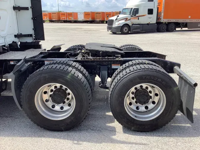 2023 Freightliner Cascadia 126