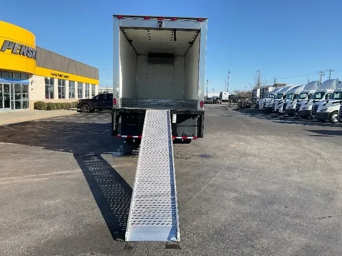 2019 Freightliner M2