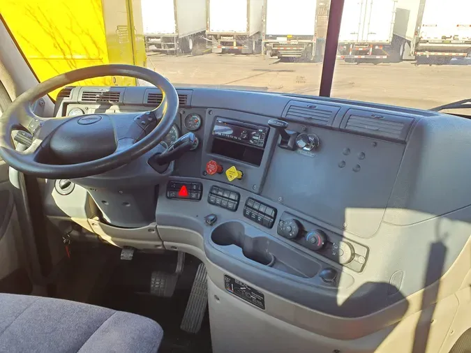 2019 FREIGHTLINER/MERCEDES CASCADIA 113