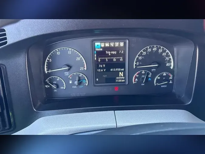 2022 FREIGHTLINER CA126