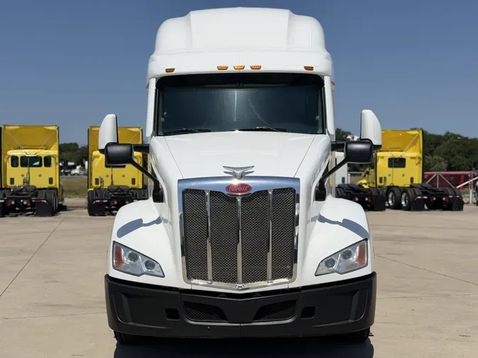2022 Peterbilt 579f8e58f0122eca9339566468a7350543a