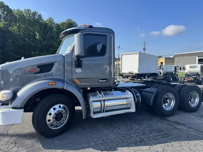 2020 Peterbilt 567