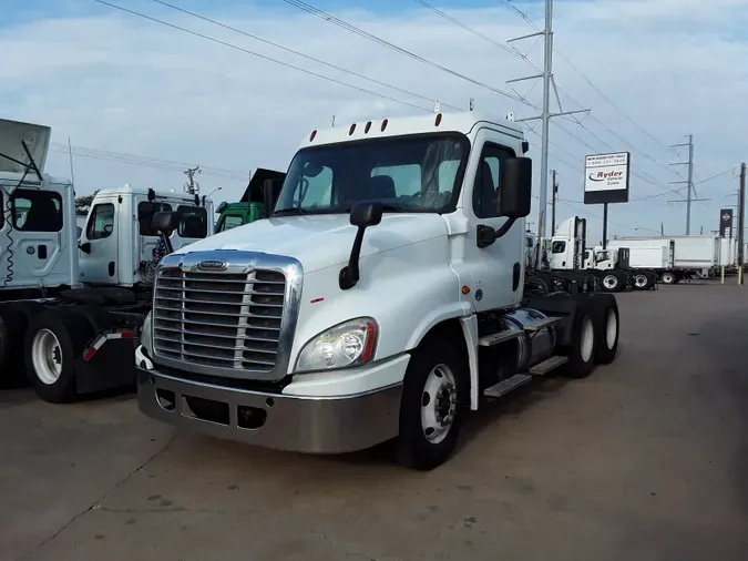 2018 FREIGHTLINER/MERCEDES CASCADIA 125f8ee032e111115bf791e39baea85e39b