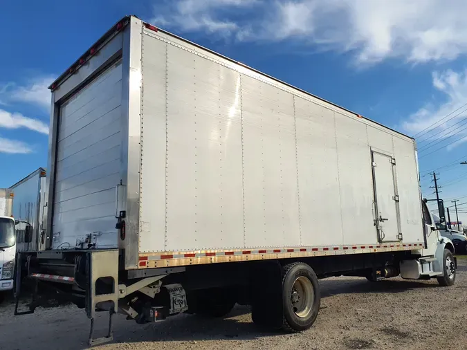 2018 FREIGHTLINER/MERCEDES M2 106