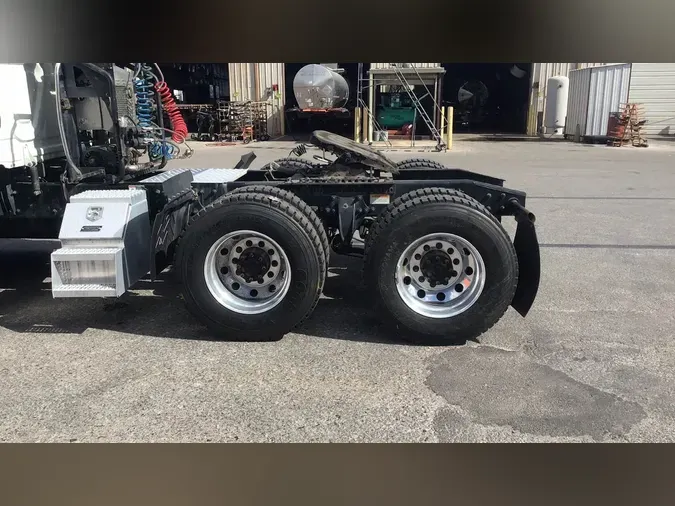 2020 Freightliner Cascadia 126f8f15453c82cf8321d73aacb6366be97