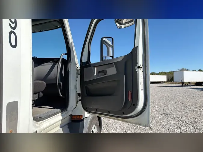 2019 Freightliner Cascadia 126f8f4c8873a6b8b06e87bdf3b1c91e677