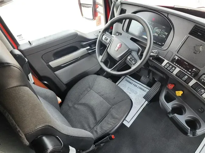 2023 KENWORTH T680