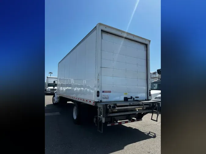 2021 FREIGHTLINER/MERCEDES M2 106